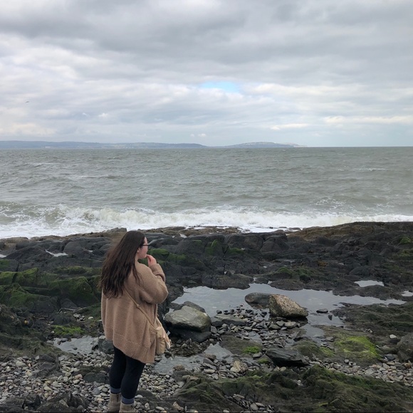 Meet your Posher, Juliah - Picture 2 of 9